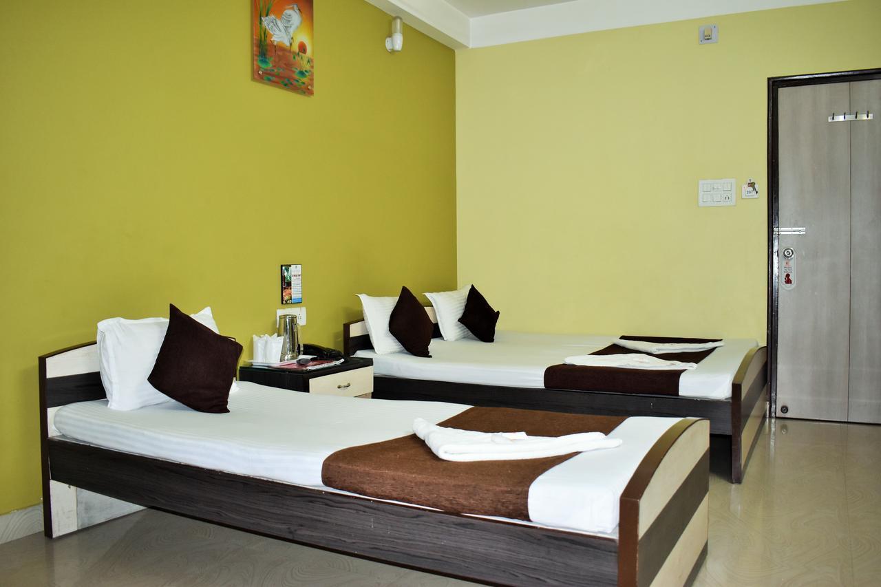 Hotel Debjyoti Siliguri Luaran gambar
